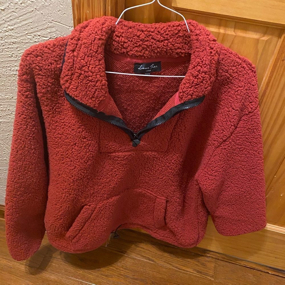 Love Tree size large half zip fleece